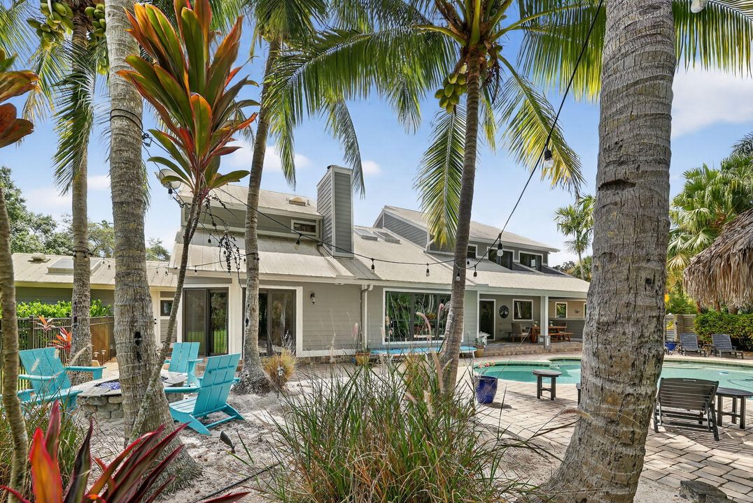 待售: $1,499,999 (5 贝兹, 3 浴室, 5450 平方英尺)