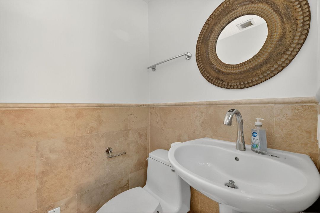 待售: $1,499,999 (5 贝兹, 3 浴室, 5450 平方英尺)