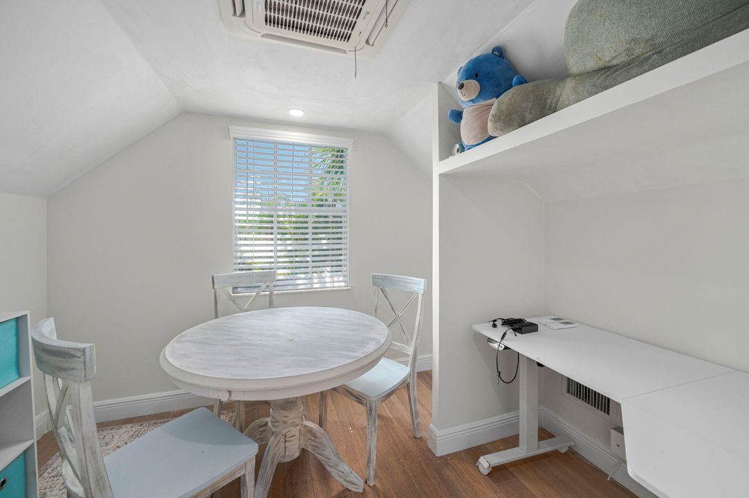 待售: $1,394,900 (4 贝兹, 4 浴室, 3457 平方英尺)