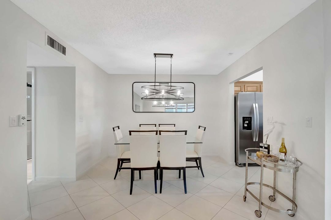 En Venta: $239,000 (2 camas, 2 baños, 1186 Pies cuadrados)