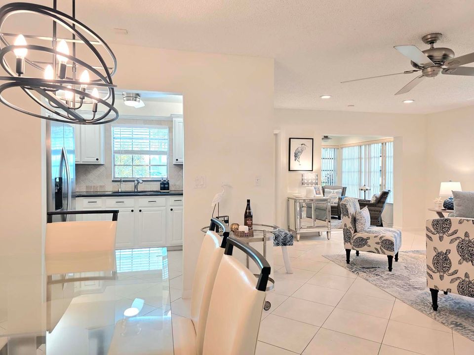 En Venta: $239,000 (2 camas, 2 baños, 1186 Pies cuadrados)