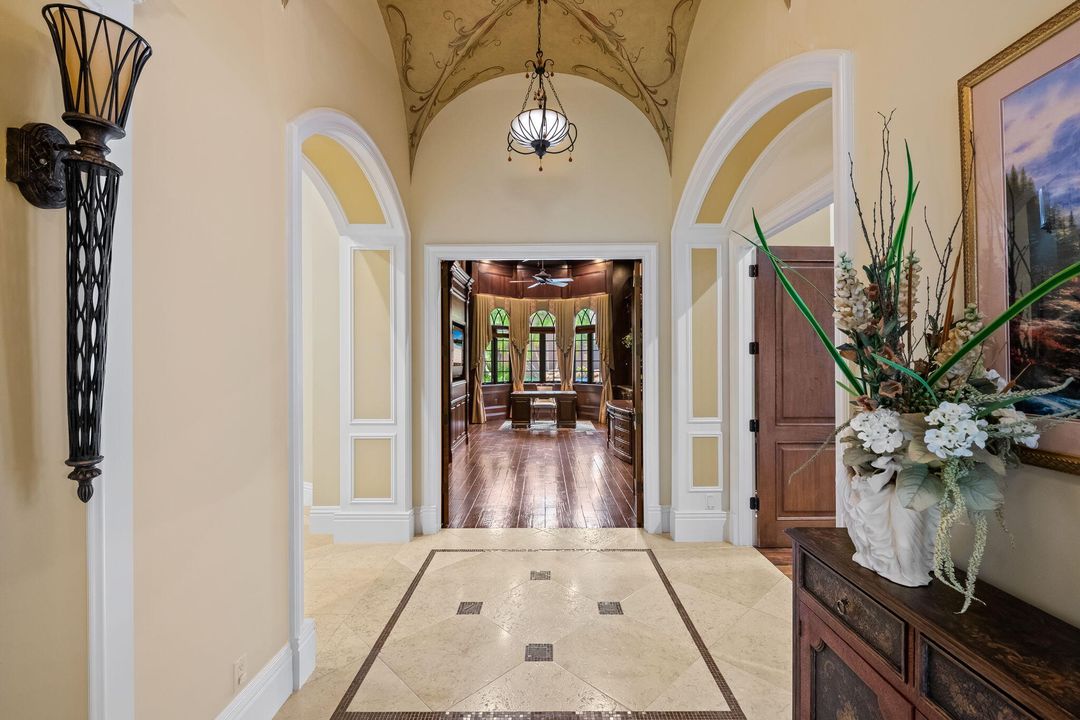 待售: $6,850,000 (7 贝兹, 8 浴室, 14371 平方英尺)