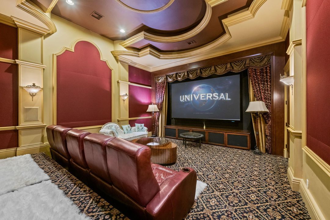 待售: $6,850,000 (7 贝兹, 8 浴室, 14371 平方英尺)