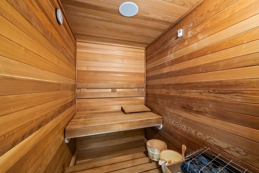 待售: $6,850,000 (7 贝兹, 8 浴室, 14371 平方英尺)