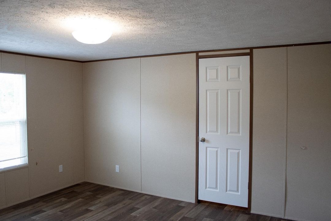 待售: $204,900 (3 贝兹, 2 浴室, 924 平方英尺)