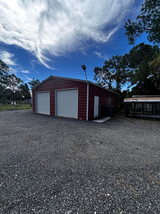 For Sale: $255,000 (2 beds, 1 baths, 528 Square Feet)