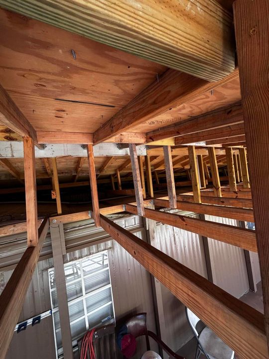 For Sale: $255,000 (2 beds, 1 baths, 528 Square Feet)