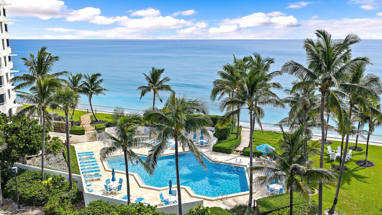 合同活跃: $7,500 (2 贝兹, 2 浴室, 1823 平方英尺)