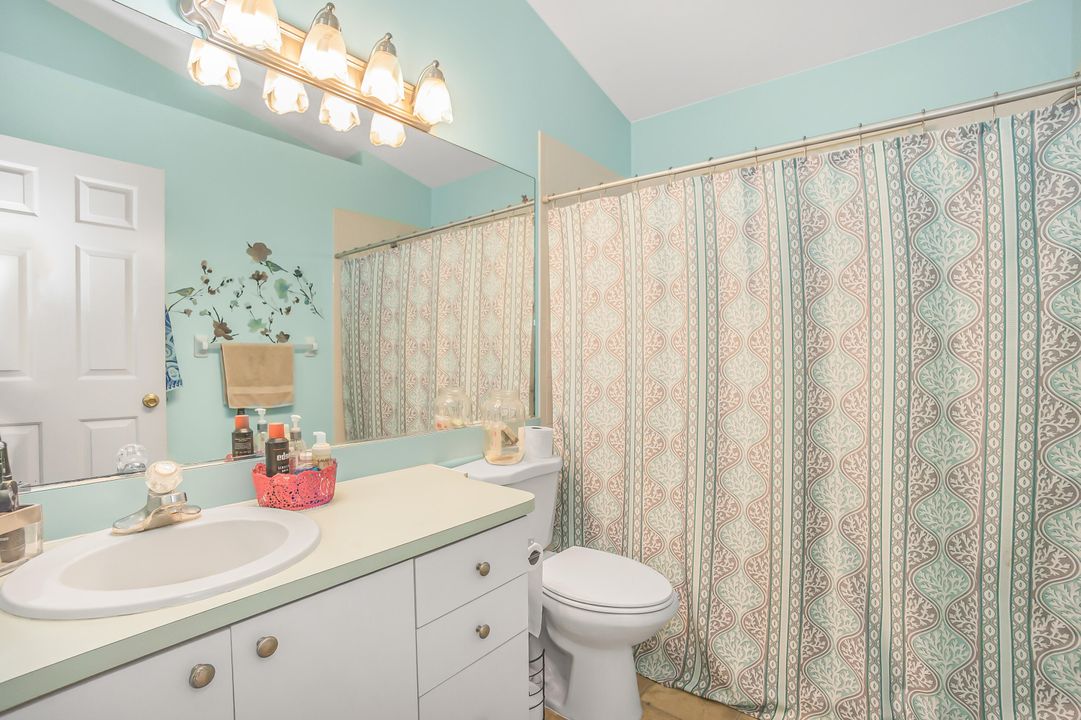 Activo con contrato: $265,000 (3 camas, 2 baños, 1206 Pies cuadrados)