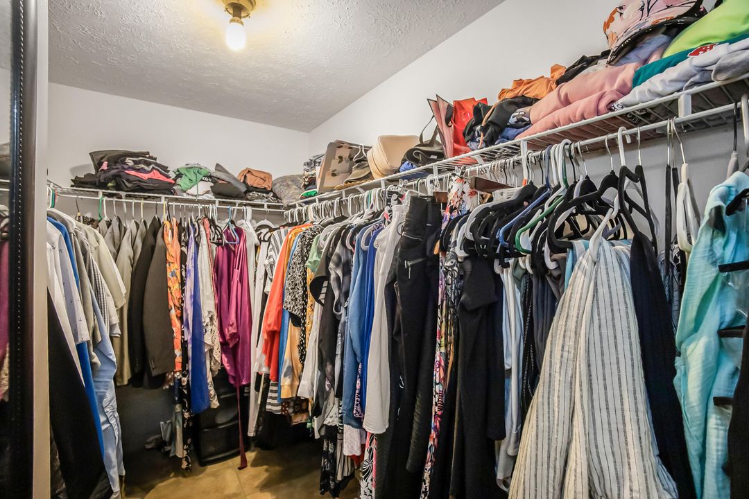 Activo con contrato: $265,000 (3 camas, 2 baños, 1206 Pies cuadrados)