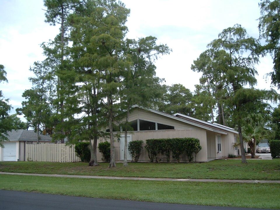 Недавно арендовано: $1,750 (2 спален, 1 ванн, 920.5 Квадратных фут)