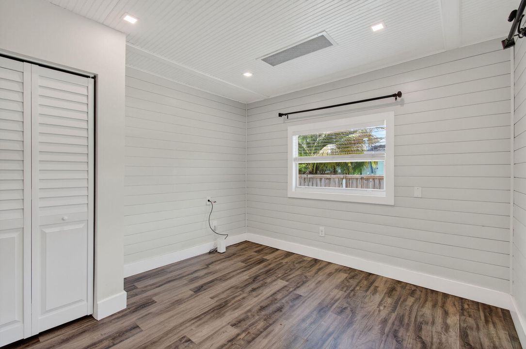 Activo con contrato: $410,000 (3 camas, 2 baños, 951 Pies cuadrados)