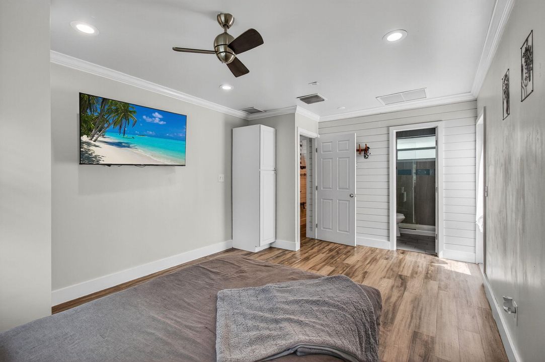 Activo con contrato: $410,000 (3 camas, 2 baños, 951 Pies cuadrados)