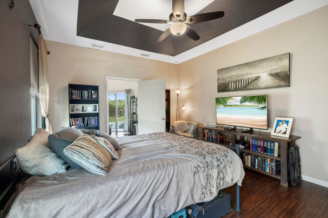 En Venta: $515,000 (4 camas, 3 baños, 2545 Pies cuadrados)