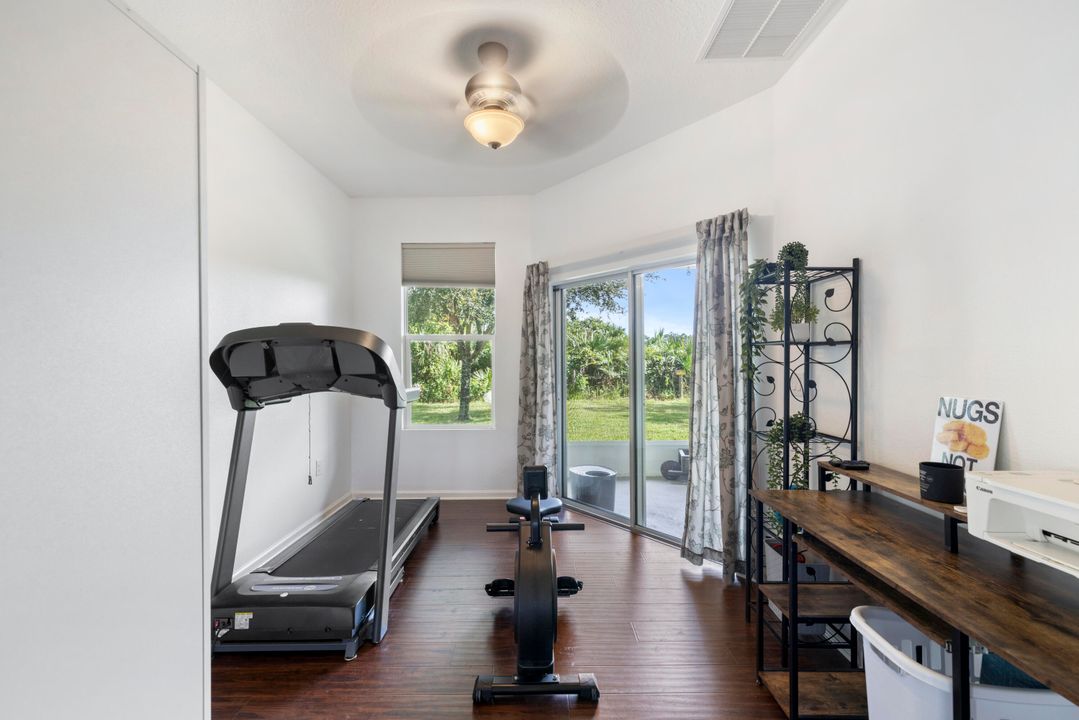 En Venta: $515,000 (4 camas, 3 baños, 2545 Pies cuadrados)