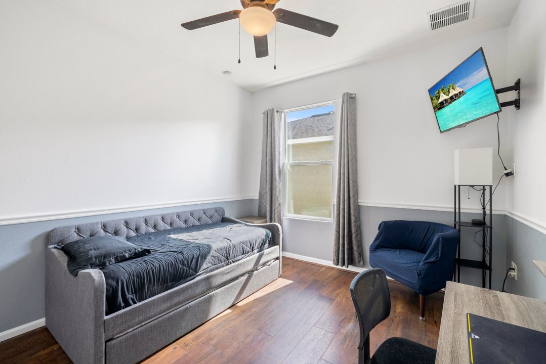 En Venta: $515,000 (4 camas, 3 baños, 2545 Pies cuadrados)