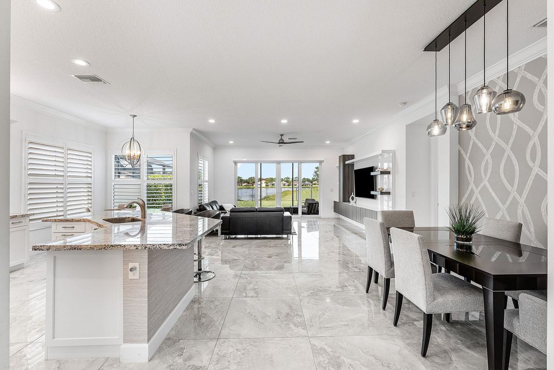 Activo con contrato: $1,150,000 (4 camas, 3 baños, 2313 Pies cuadrados)