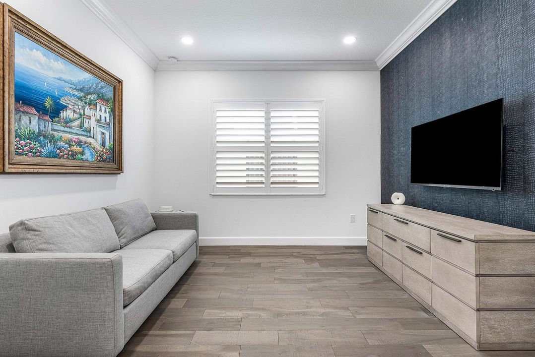 Activo con contrato: $1,150,000 (4 camas, 3 baños, 2313 Pies cuadrados)