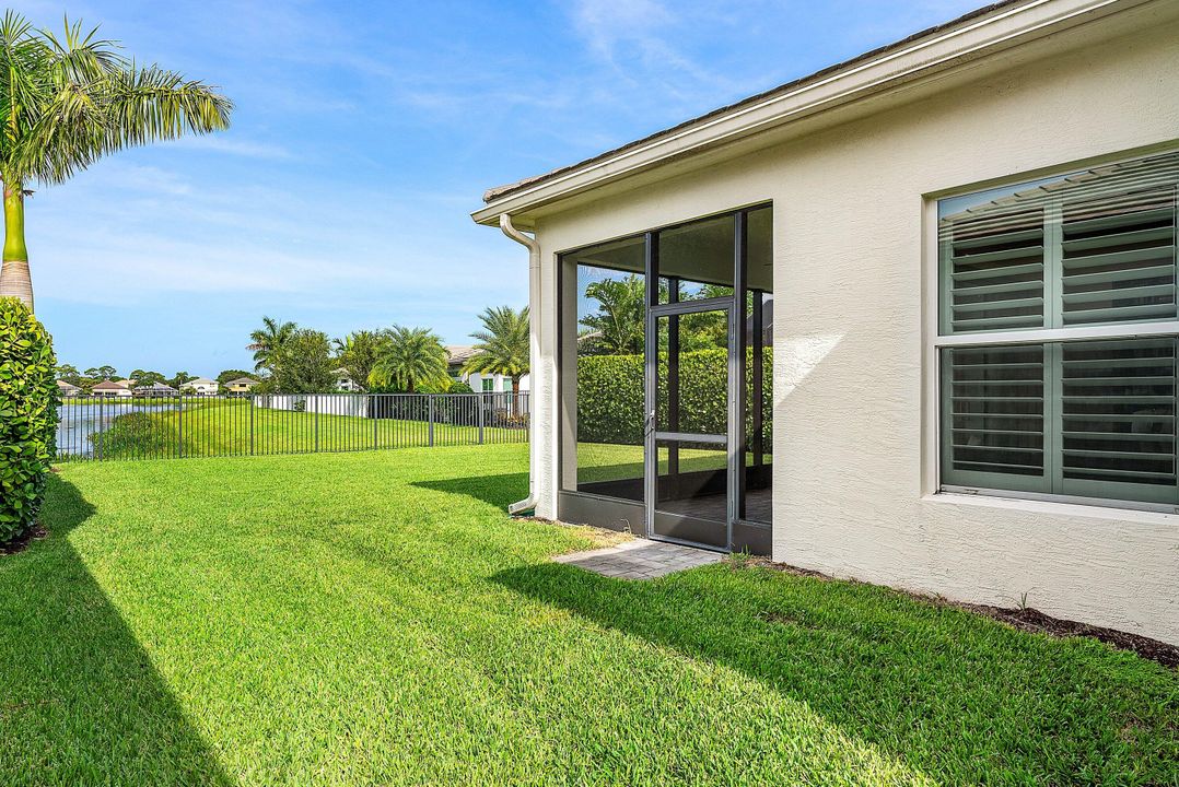 Activo con contrato: $1,150,000 (4 camas, 3 baños, 2313 Pies cuadrados)