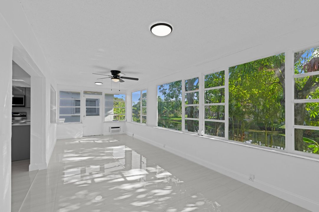 待售: $355,000 (2 贝兹, 2 浴室, 1600 平方英尺)