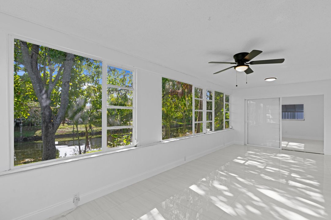 待售: $355,000 (2 贝兹, 2 浴室, 1600 平方英尺)