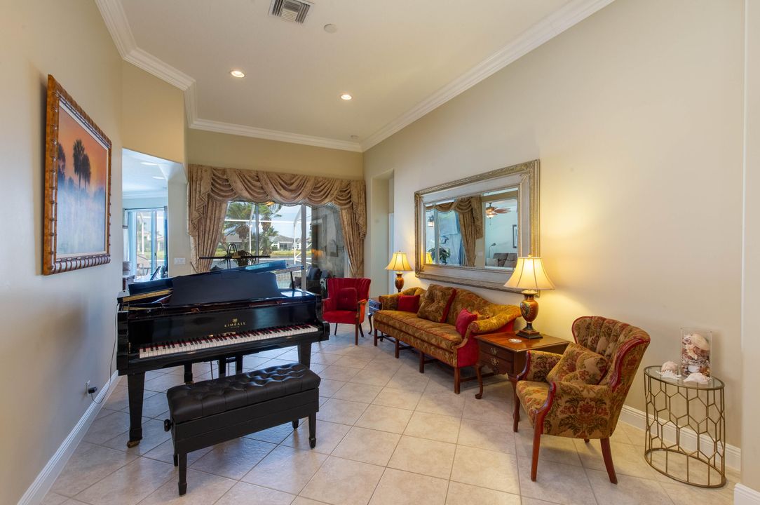 Activo con contrato: $929,800 (4 camas, 3 baños, 2871 Pies cuadrados)