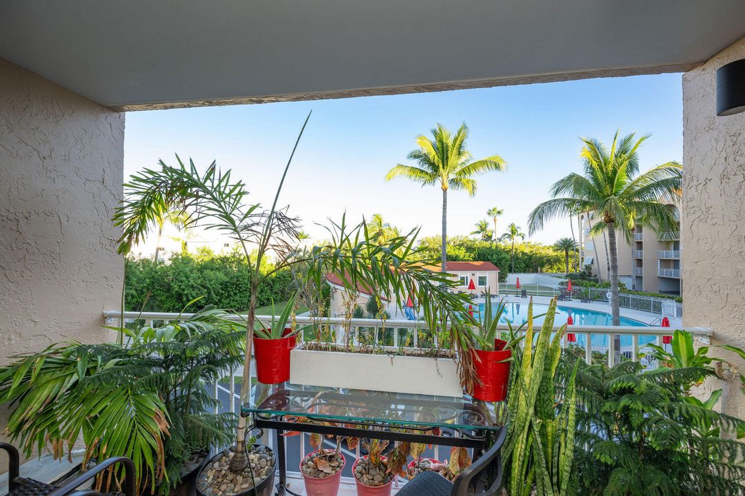 En Venta: $499,000 (2 camas, 2 baños, 808 Pies cuadrados)