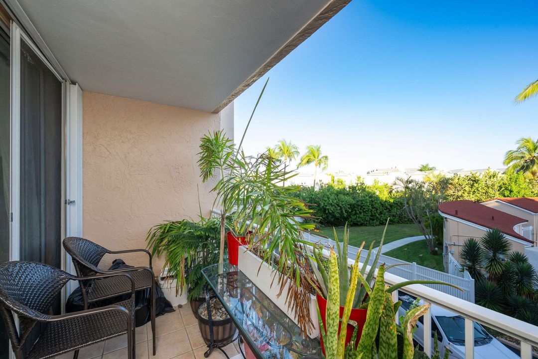 En Venta: $499,000 (2 camas, 2 baños, 808 Pies cuadrados)