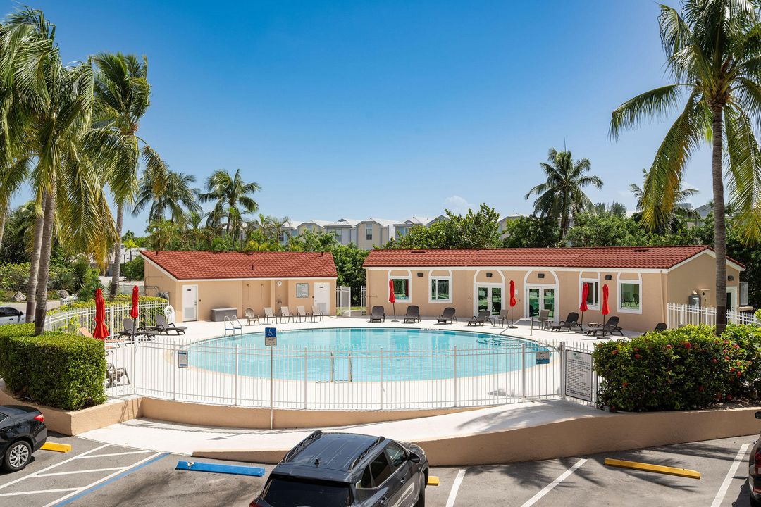 En Venta: $499,000 (2 camas, 2 baños, 808 Pies cuadrados)