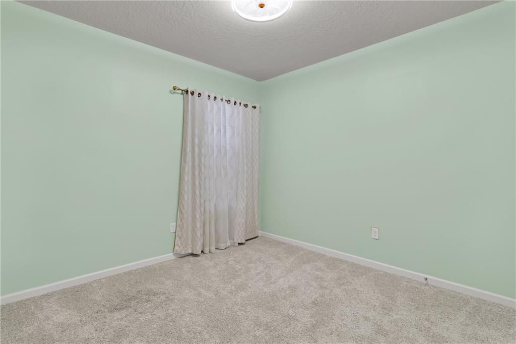 For Sale: $359,900 (4 beds, 2 baths, 1828 Square Feet)