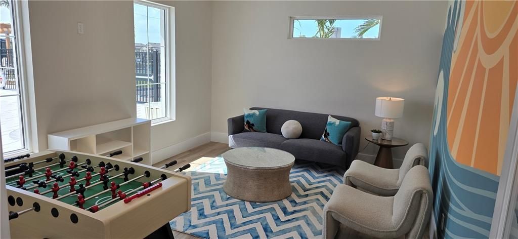 For Sale: $359,900 (4 beds, 2 baths, 1828 Square Feet)