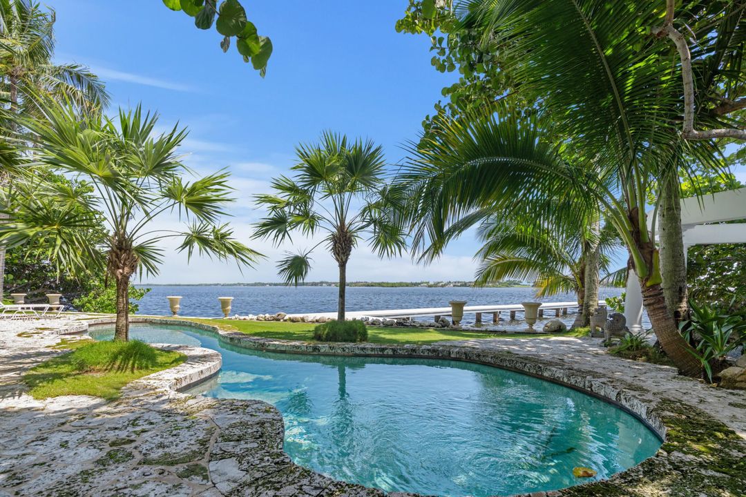 For Rent: $29,500 (3 beds, 3 baths, 2121 Square Feet)