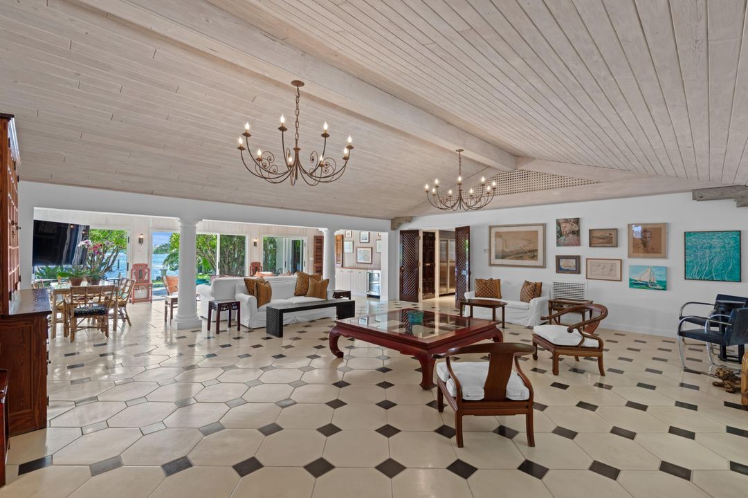 For Rent: $29,500 (3 beds, 3 baths, 2121 Square Feet)