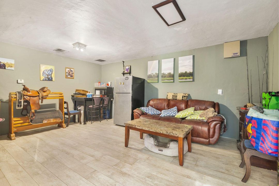 En Venta: $3,199,000 (4 camas, 4 baños, 1729 Pies cuadrados)