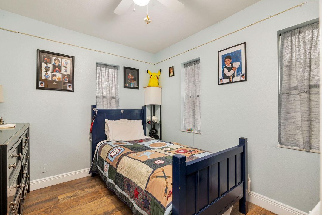 En Venta: $3,199,000 (4 camas, 4 baños, 1729 Pies cuadrados)