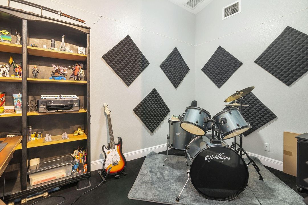 En Venta: $3,199,000 (4 camas, 4 baños, 1729 Pies cuadrados)