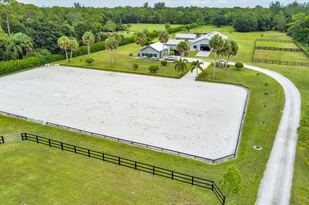 En Venta: $3,199,000 (4 camas, 4 baños, 1729 Pies cuadrados)