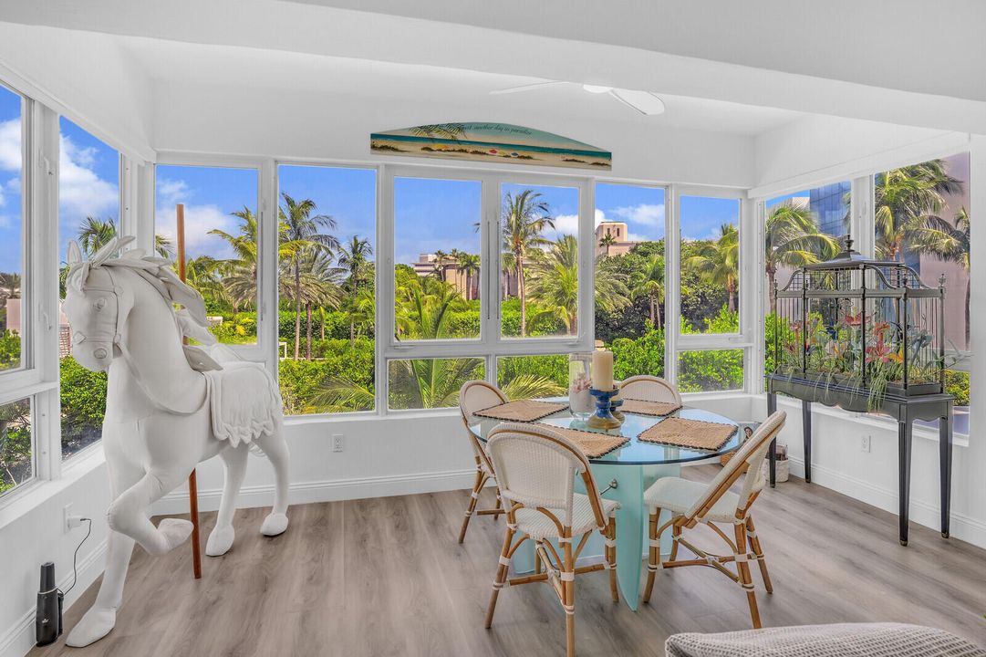 Active With Contract: $5,500 (2 beds, 2 baths, 1014 Square Feet)