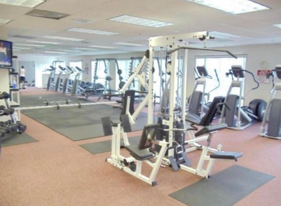 Active With Contract: $3,800 (2 beds, 2 baths, 1358 Square Feet)