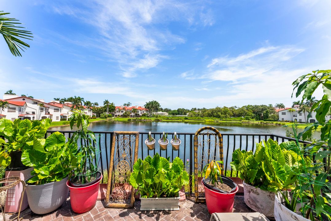 На продажу: $2,395,000 (3 спален, 3 ванн, 2884 Квадратных фут)