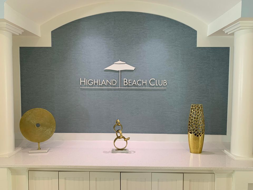 合同活跃: $8,500 (2 贝兹, 2 浴室, 1275 平方英尺)