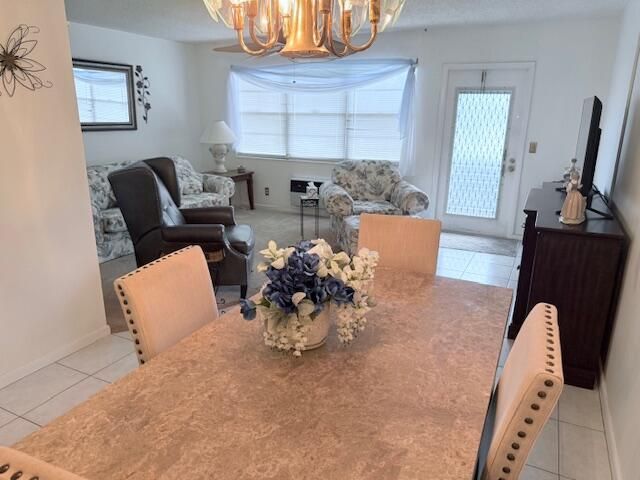 На продажу: $87,000 (1 спален, 1 ванн, 700 Квадратных фут)