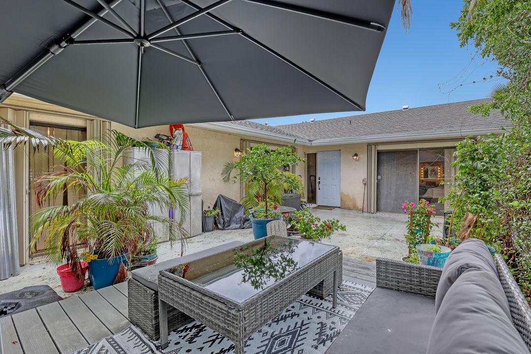 待售: $253,000 (2 贝兹, 2 浴室, 1243 平方英尺)