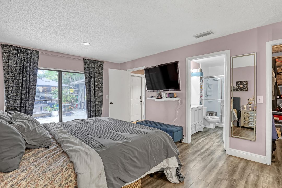 待售: $253,000 (2 贝兹, 2 浴室, 1243 平方英尺)