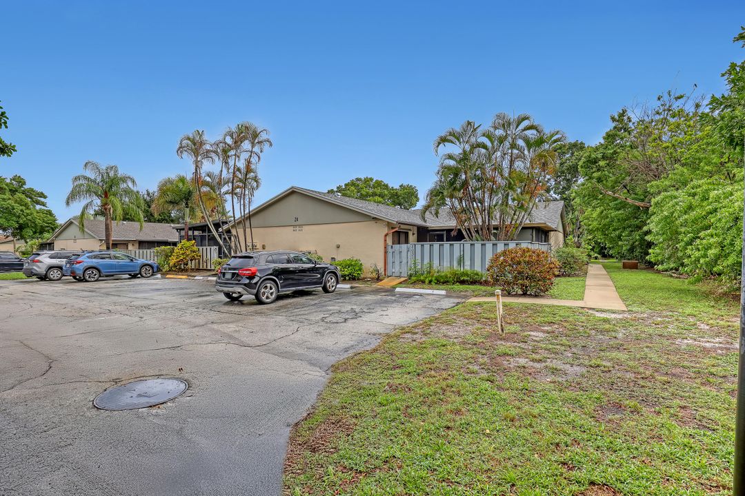 待售: $253,000 (2 贝兹, 2 浴室, 1243 平方英尺)