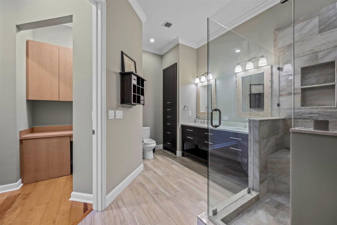 Activo con contrato: $1,295,000 (3 camas, 3 baños, 1996 Pies cuadrados)