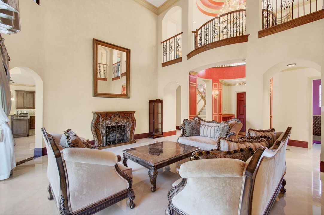 For Sale: $2,300,000 (6 beds, 5 baths, 5790 Square Feet)