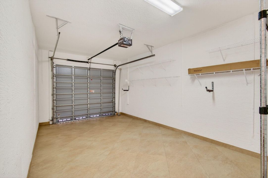 For Sale: $2,300,000 (6 beds, 5 baths, 5790 Square Feet)