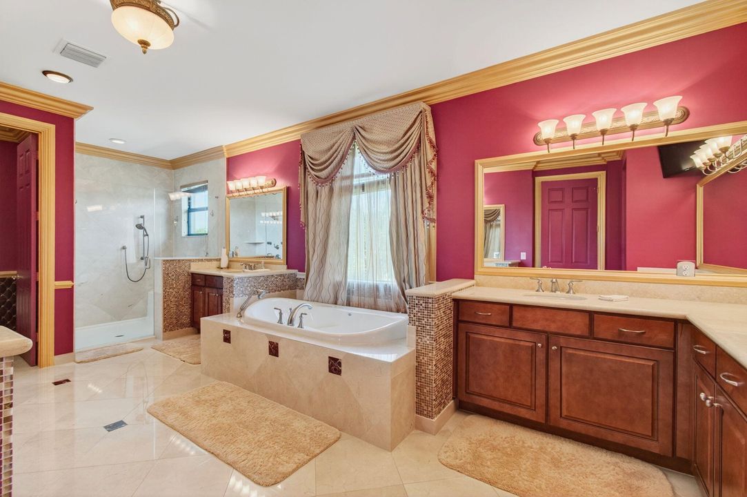 For Sale: $2,300,000 (6 beds, 5 baths, 5790 Square Feet)