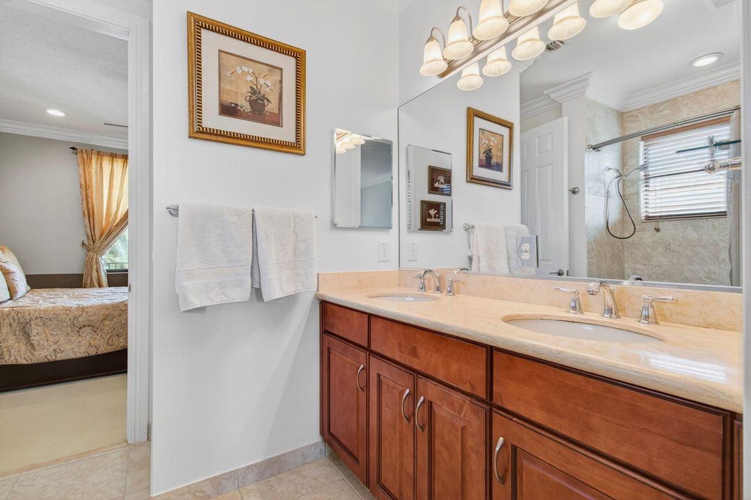 For Sale: $2,300,000 (6 beds, 5 baths, 5790 Square Feet)